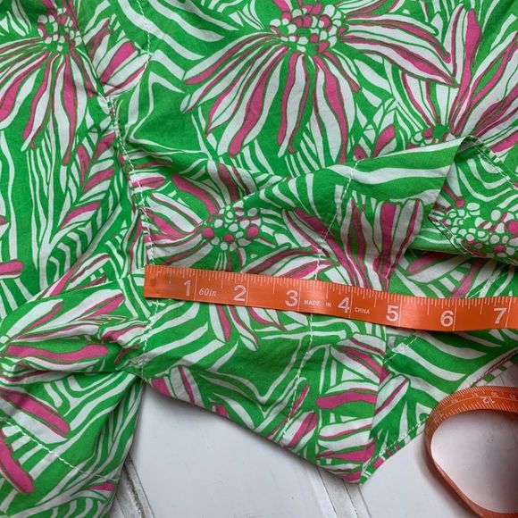 Lilly Pulitzer 6 Callahan Shorts Walsh Green Bean Pink Floral Print Preppy Chino - Picture 4 of 8